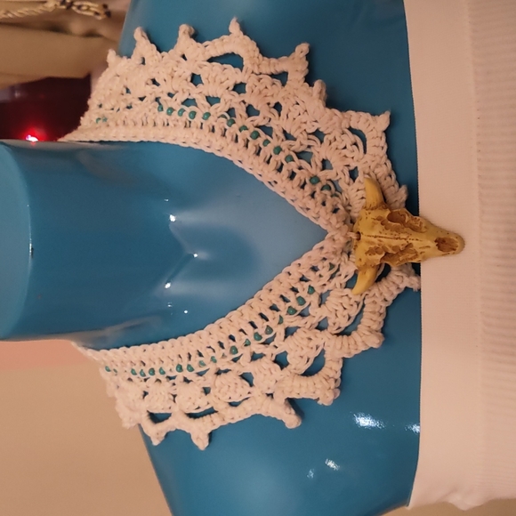 Choker - Picture 2 of 3